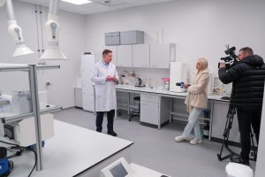 Nowy dom cyfrowych lekarzy. Centrum Bioinformatyki i Biostatystyki Klinicznej UMB Nowy dom cyfrowych lekarzy. Centrum Bioinformatyki i Biostatystyki Klinicznej UMB