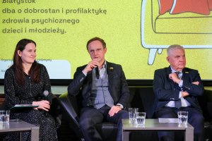 Żółta Kanapa po raz trzeci. W trosce o dobrostan młodych ludzi i przeciwko hejtowi 