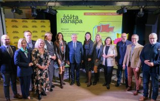 Żółta Kanapa po raz trzeci. W trosce o dobrostan młodych ludzi i przeciwko hejtowi 