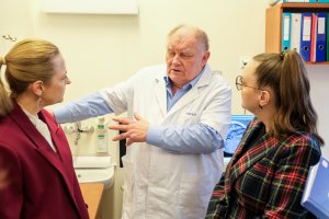 In vitro: stawiamy na kompleksowość i skuteczność - wizyta Wiceminister zdrowia w USK In vitro: stawiamy na kompleksowość i skuteczność - wizyta Wiceminister zdrowia w USK