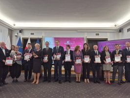 Rektor prof. Marcin Moniuszko i Prorektor prof. Janusz Dzięcioł laureatami Konkursu „Perspektywy Medycyny”
