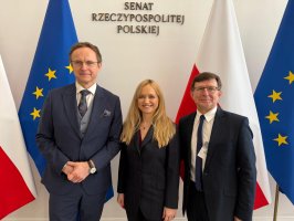 Rektor prof. Marcin Moniuszko i Prorektor prof. Janusz Dzięcioł laureatami Konkursu „Perspektywy Medycyny”