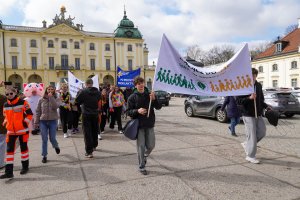 „Ciśnij na wiosnę” – III Spacer dla Zdrowia, tym razem z młodzieżą i ważnym przesłaniem o profilaktyce nadciśnienia