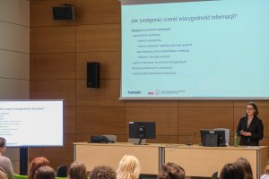 Przeciw dezinformacji – wspólne zajęcia NASK i UMB dla przyszłych lekarzy Przeciw dezinformacji – wspólne zajęcia NASK i UMB dla przyszłych lekarzy