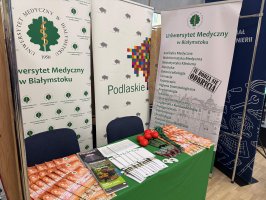 Uniwersytet Medyczny w Białymstoku na targach edukacyjnych w Augustowie