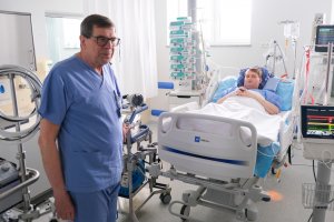 Maszyna zamiast serca: niezwykły przypadek kardiochirurgów z USK