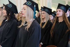 UMB ma 55 nowych magistrów farmacji