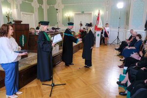 UMB ma 55 nowych magistrów farmacji