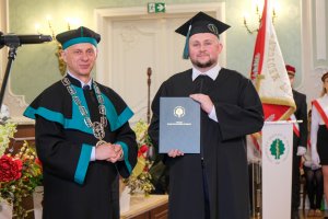 UMB ma 55 nowych magistrów farmacji