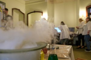 Escape room w Bibliotece UMB. Studenci uratowali Uczelnię przed wirusem Verna!