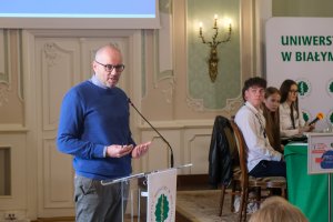 Argumenty jak pociski, kultura jak tarcza. Debata oksfordzka w UMB trzymała w napięciu do ostatniego głosu!