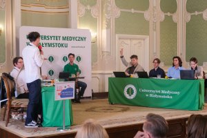 Argumenty jak pociski, kultura jak tarcza. Debata oksfordzka w UMB trzymała w napięciu do ostatniego głosu!