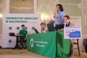 Argumenty jak pociski, kultura jak tarcza. Debata oksfordzka w UMB trzymała w napięciu do ostatniego głosu!