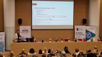 Uzależnienia XXI wieku - wykłady ekspertów i kilkuset uczestników „głodnych” najnowszej wiedzy Uzależnienia XXI wieku - wykłady ekspertów i kilkuset uczestników „głodnych” najnowszej wiedzy