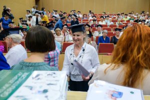 My chcemy dalej studiować! Zakończenie roku akademickiego na studiach senioralnych UMB My chcemy dalej studiować! Zakończenie roku akademickiego na studiach senioralnych UMB