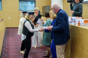 My chcemy dalej studiować! Zakończenie roku akademickiego na studiach senioralnych UMB My chcemy dalej studiować! Zakończenie roku akademickiego na studiach senioralnych UMB