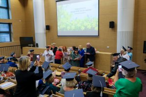 My chcemy dalej studiować! Zakończenie roku akademickiego na studiach senioralnych UMB My chcemy dalej studiować! Zakończenie roku akademickiego na studiach senioralnych UMB