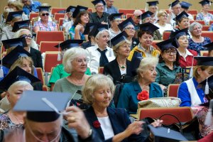 My chcemy dalej studiować! Zakończenie roku akademickiego na studiach senioralnych UMB My chcemy dalej studiować! Zakończenie roku akademickiego na studiach senioralnych UMB