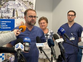 Lekarze z USK uratowali pacjenta z ciężkim urazem kręgosłupa szyjnego Lekarze z USK uratowali pacjenta z ciężkim urazem kręgosłupa szyjnego