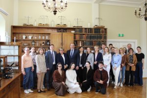 Polish-Italian Symposium about autoimmune thyroid diseases in children Polish-Italian Symposium about autoimmune thyroid diseases in children