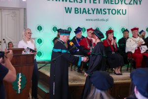 Sukces czy zobowiązanie? Profesury, habilitacje i doktoraty w UMB Sukces czy zobowiązanie? Profesury, habilitacje i doktoraty w UMB