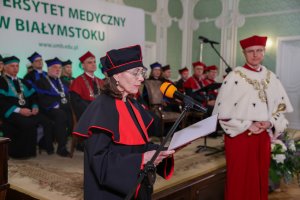 Sukces czy zobowiązanie? Profesury, habilitacje i doktoraty w UMB Sukces czy zobowiązanie? Profesury, habilitacje i doktoraty w UMB