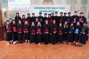 Sukces czy zobowiązanie? Profesury, habilitacje i doktoraty w UMB Sukces czy zobowiązanie? Profesury, habilitacje i doktoraty w UMB