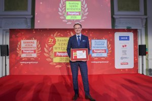 UMB najlepszą uczelnią medyczną w Polsce i w pierwszej dziesiątce wszystkich uczelni akademickich