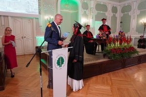 Absolwenci English Division odebrali dyplomy! Graduation ceremony of the class of 2026