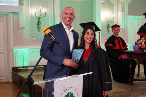 Absolwenci English Division odebrali dyplomy! Graduation ceremony of the class of 2026