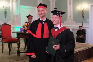Absolwenci English Division odebrali dyplomy! Graduation ceremony of the class of 2026