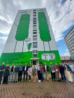 Kiś ogórki, nie emocje – mural z misją na domu studenta UMB