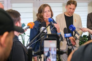 Kiś ogórki, nie emocje – mural z misją na domu studenta UMB