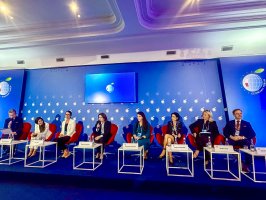 Eksperci z UMB na Forum Ekonomicznym w Karpaczu Eksperci z UMB na Forum Ekonomicznym w Karpaczu
