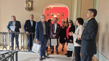 UMB zacieśnia więzi z uczelnią z USA. Wizyta delegacji Rowan University po podpisaniu umowy bilateralnej 