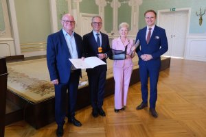 45 lat po dyplomie. Absolwenci rocznika 1981 spotkali się w Auli Magna 45 lat po dyplomie. Absolwenci rocznika 1981 spotkali się w Auli Magna
