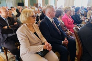 45 lat po dyplomie. Absolwenci rocznika 1981 spotkali się w Auli Magna 45 lat po dyplomie. Absolwenci rocznika 1981 spotkali się w Auli Magna
