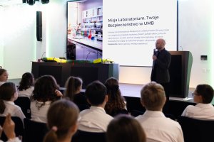 Młodzi badacze rozpoczęli rok akademicki 2026/2027 na UMB Młodzi badacze rozpoczęli rok akademicki 2026/2027 na UMB