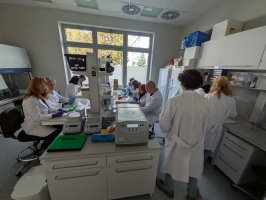 Proteomics: from sample preparation to data interpretation – międzynarodowe szkolenie z zakresu proteomiki na UMB