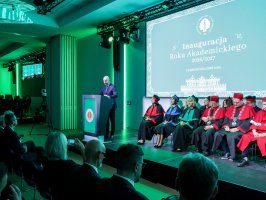 Inauguracja inna niż wszystkie. UMB rozpoczyna rok akademicki 2026/2027 w nowym Abecadle Medycyny Inauguracja inna niż wszystkie. UMB rozpoczyna rok akademicki 2026/2027 w nowym Abecadle Medycyny