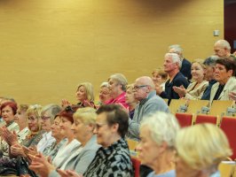 Seniorzy wracają na UMB. Ruszyła 14. edycja Uniwersytetu Zdrowego Seniora Seniorzy wracają na UMB. Ruszyła 14. edycja Uniwersytetu Zdrowego Seniora