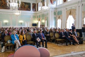 NAWA na UMB o perspektywach umiędzynarodowienia polskich uczelni wyższych NAWA na UMB o perspektywach umiędzynarodowienia polskich uczelni wyższych