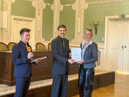 Srebrny jubileusz absolwentów kierunku lekarsko-dentystycznego Srebrny jubileusz absolwentów kierunku lekarsko-dentystycznego