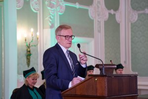 Absolwenci analityki medycznej i kosmetologii UMB odebrali dyplomy Absolwenci analityki medycznej i kosmetologii UMB odebrali dyplomy