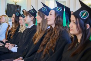 Absolwenci analityki medycznej i kosmetologii UMB odebrali dyplomy Absolwenci analityki medycznej i kosmetologii UMB odebrali dyplomy