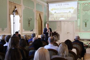 30 lat po dyplomie. Absolwenci rocznika 1996 ponownie w UMB 30 lat po dyplomie. Absolwenci rocznika 1996 ponownie w UMB
