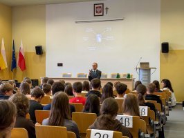 Kolejna umowa o współpracy UMB i I LO w Białymstoku Kolejna umowa o współpracy UMB i I LO w Białymstoku