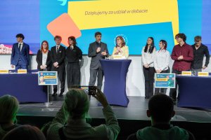 II Debata nie/akademicka: Jak świat wirtualny uzależnia