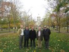 Zwiedzanie Uniwersytetu Notre Dame. Od lewej: Waldemar Nikliński, Jacek Nikliński, Włodzimierz Kusak, Lech Chyczewski, Sławomir Wołczyński