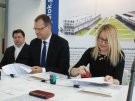 Podpisanie umowy pomiędzy uczelnią i miastem na wykorzystywanie PET/MRi  fot. Wojciech Więcko